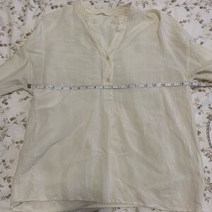 Bundle of 2 Uniqlo Linen Blend 3/4 Sleeve Tops